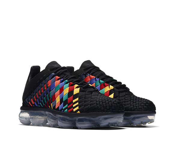 Vapormax best sale inneva rainbow