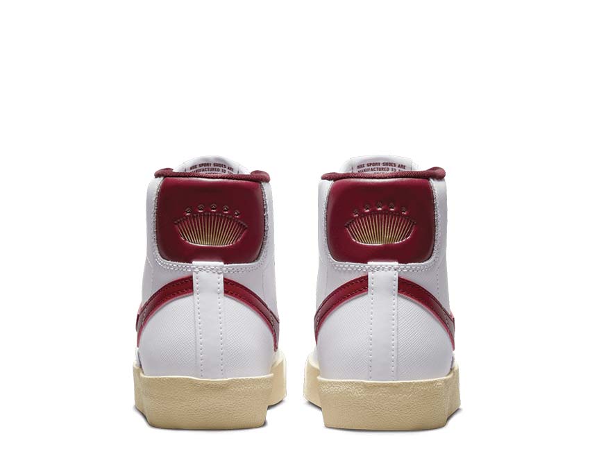 Nike Blazer Low '77 SE Summit White / Team Red -  Muslin - Metallic Gold Star DV7003-100