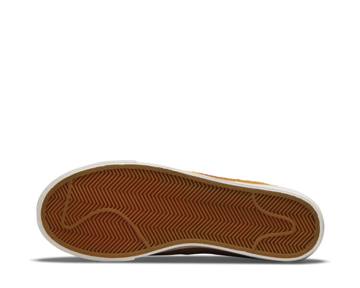 Nike Blazer Low Platform W Sunset / Rush Maroon - University Gold DO6721-700
