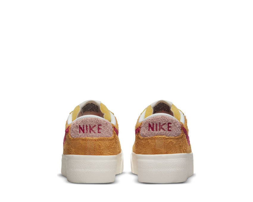 Nike Blazer Low Platform W Sunset / Rush Maroon - University Gold DO6721-700