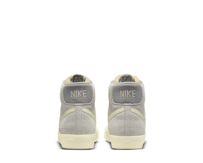 Nike Blazer Mid '77 Premium Vintage Light Bone / Coconut Milk - Medium Grey DM0178-001