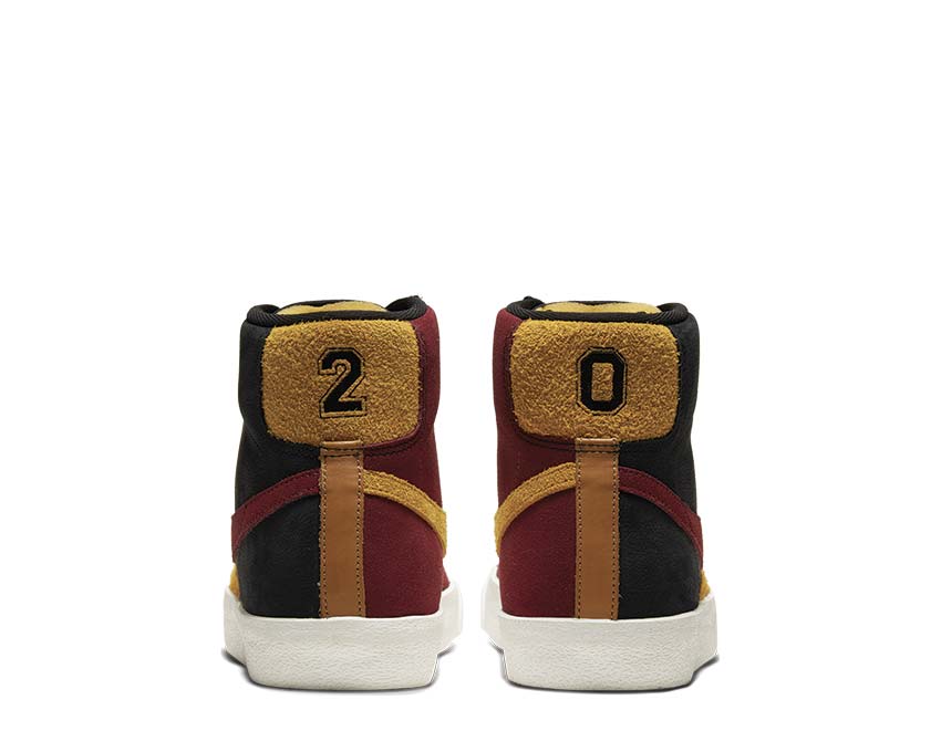 Nike Blazer Mid '77 W QS Black / Team Red - University Gold - Flax CU6442-001