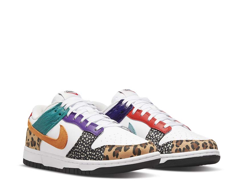 Nike Dunk Low SE White / Light Curry - Washed Teal DN3866-100