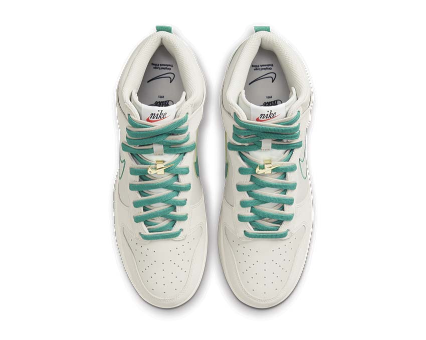 Nike Dunk High SE Light Bone / Green Noise - Light Bone - Sail DH0960-001