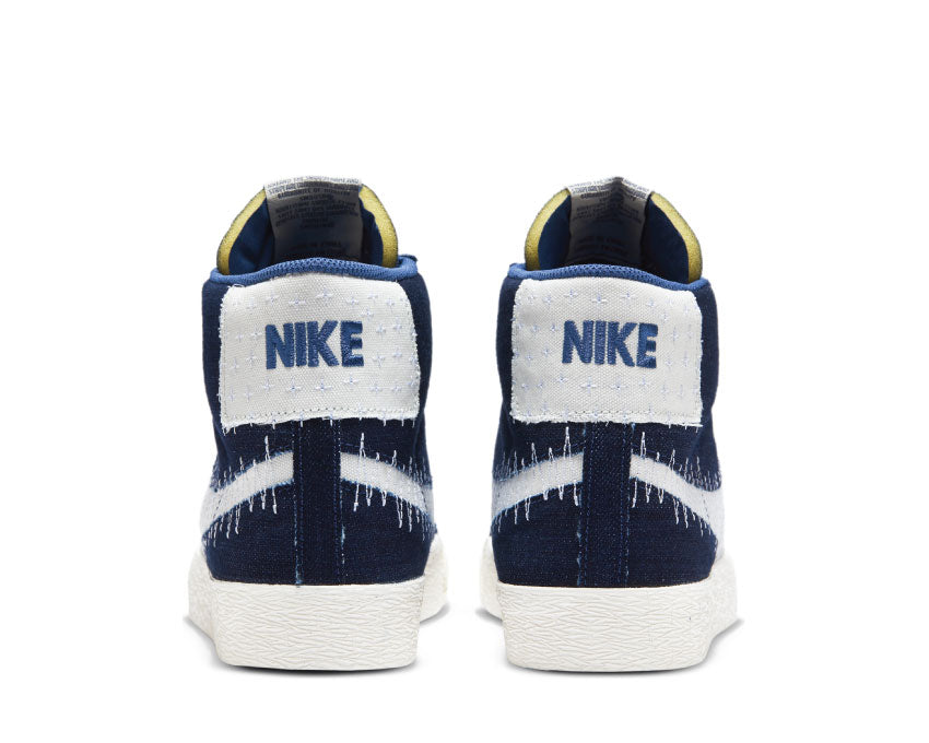 Nike SB Zoom Blazer Mid Premium Mystic Navy / Sail - Sail - Gum Light Brown CT0715-400