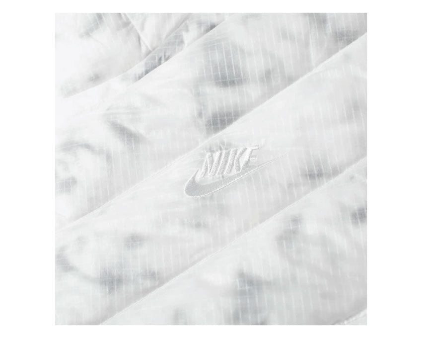 Nike Sportswear Down-Fill Summit White / Black CU7712-100