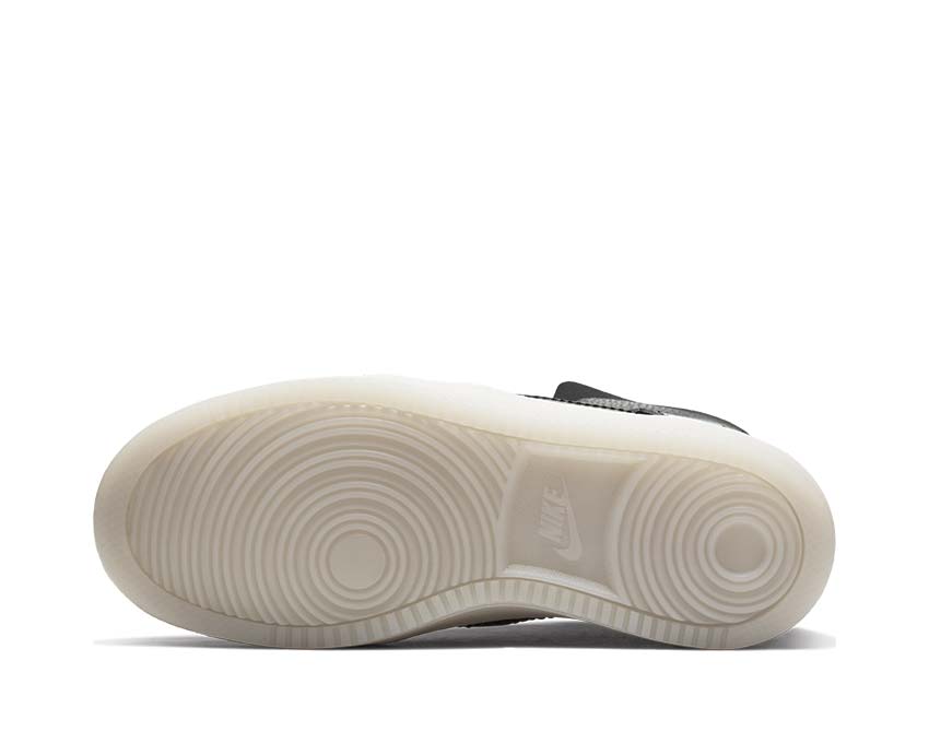 nike vandalised noir