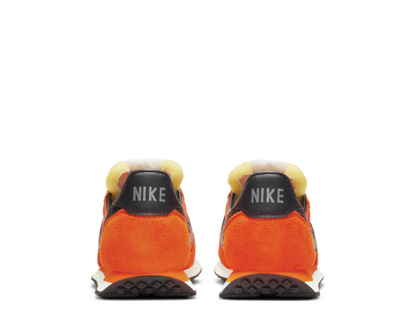 Nike Waffle Trainer 2 SP Starfish / Black - Starfish - Summit White DB3004-800