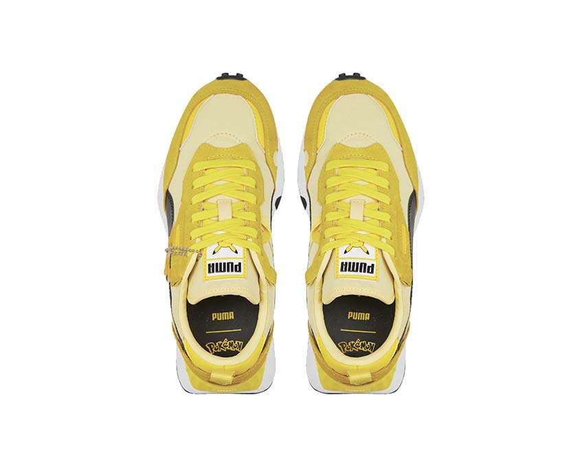 Puma Rider FV Pikachu Jr White 387814 01