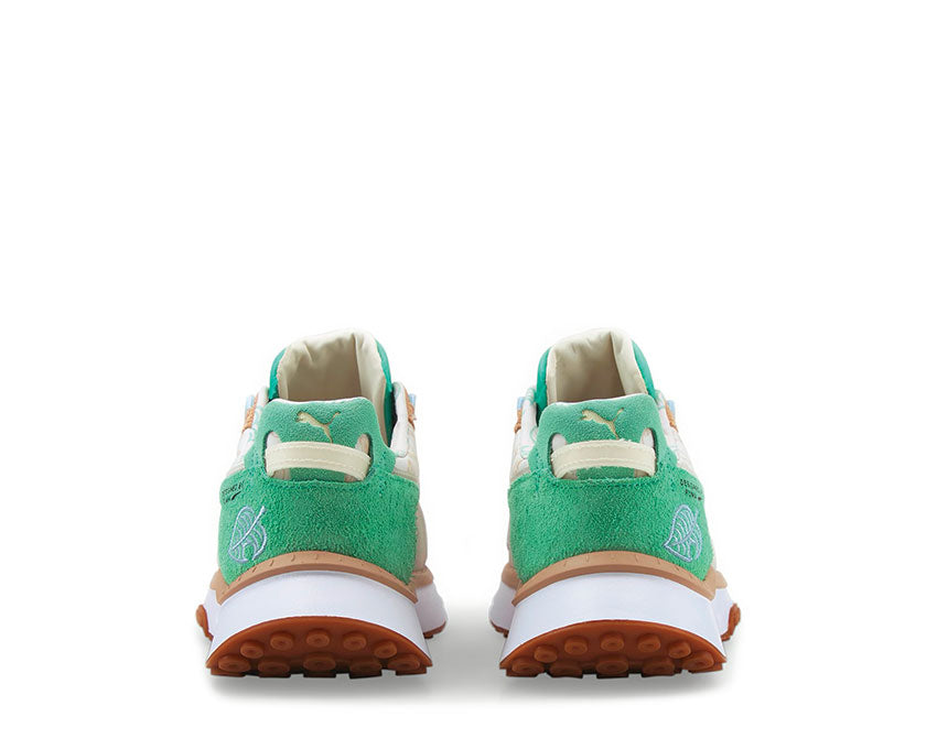 Puma Wild Rider X Animal Crossing Light Sky / Whisper White 382961 01